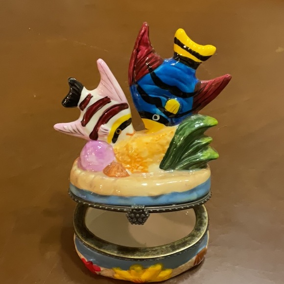 Porcelain Fish/Ocean Trinket, Pill, Jewelry Box. Still Has Original Tag. - Picture 9 of 9